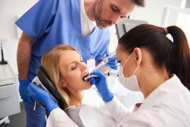 Best Tooth Extraction  in Auburn Lake Trails, CA